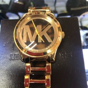 MK ladies watch !